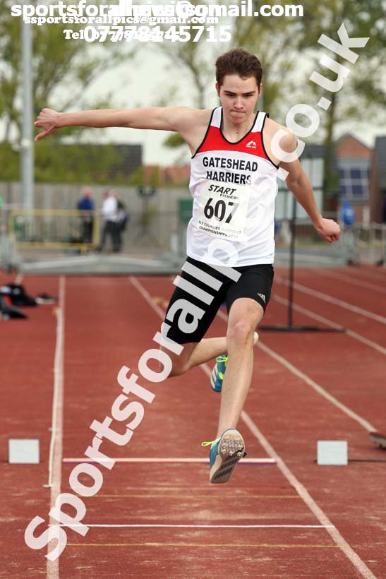 Mens under-20s triple jump, 2019 North Eastern Track and Field Champs., Middlesbrough. Photo:  David T. Hewitson/Sports for All Pics